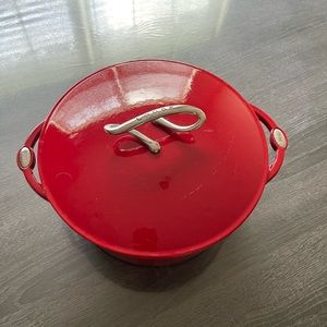 Dutch Oven Lodge L series 1896 10 quart In Patriot Red
